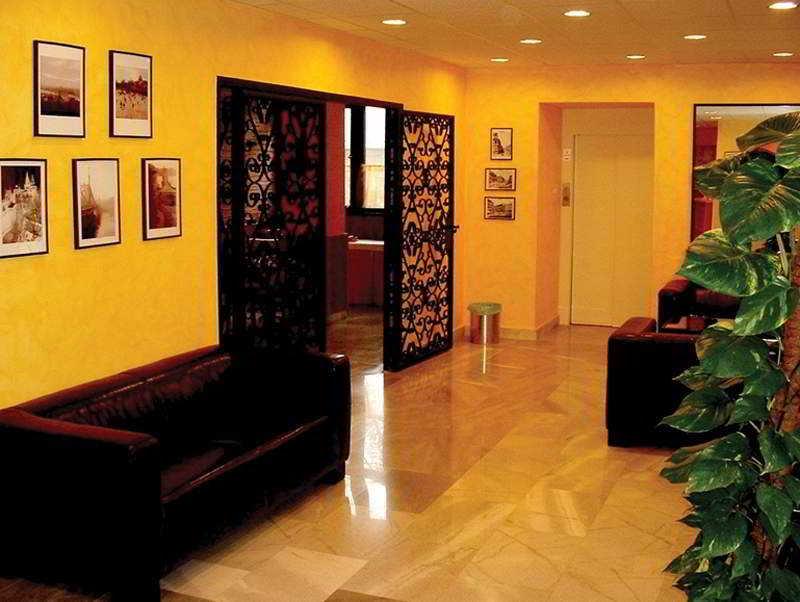 Hotel Rila Budapest Dalaman gambar